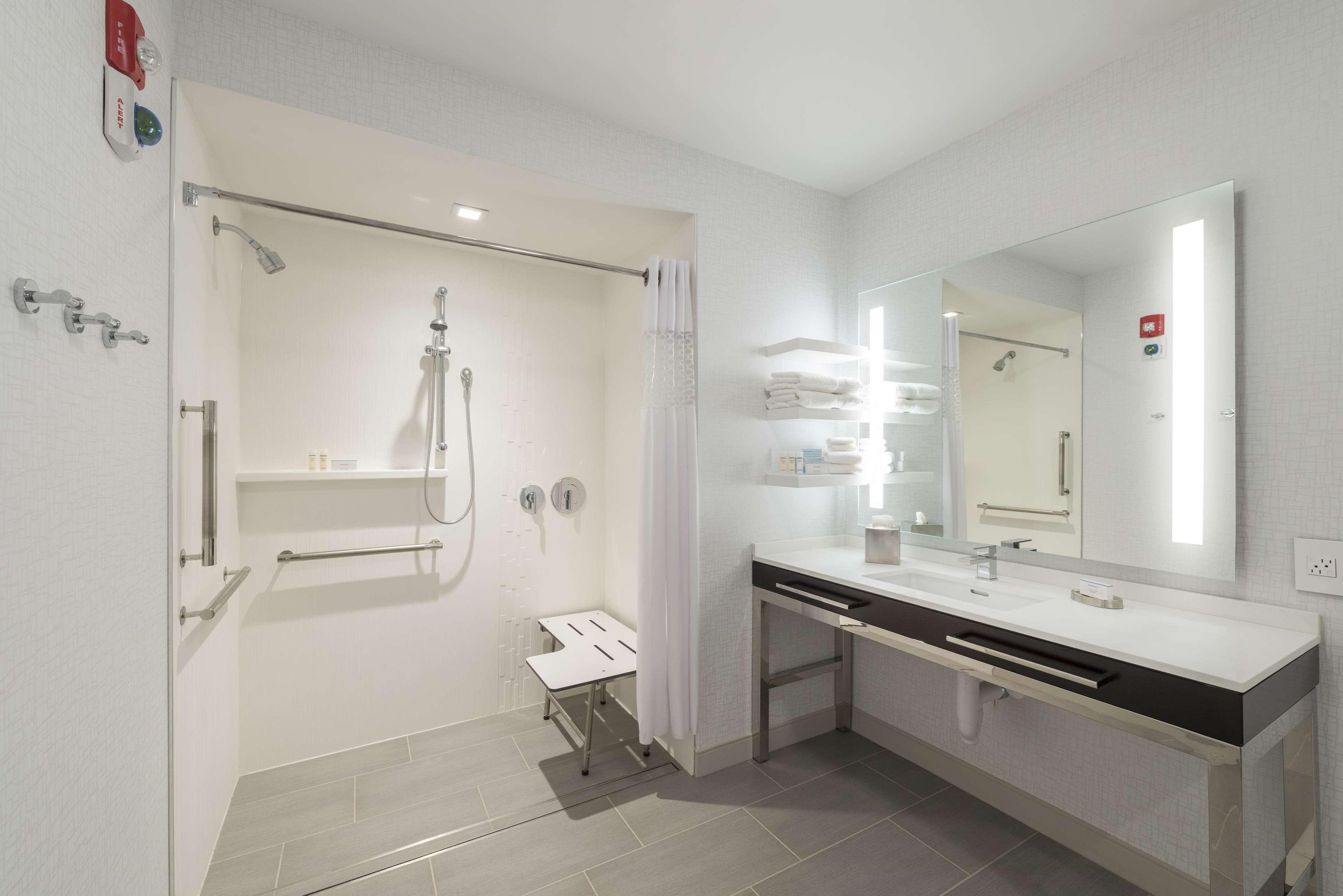 Hampton Inn & Suites Bridgewater, Nj Екстериор снимка