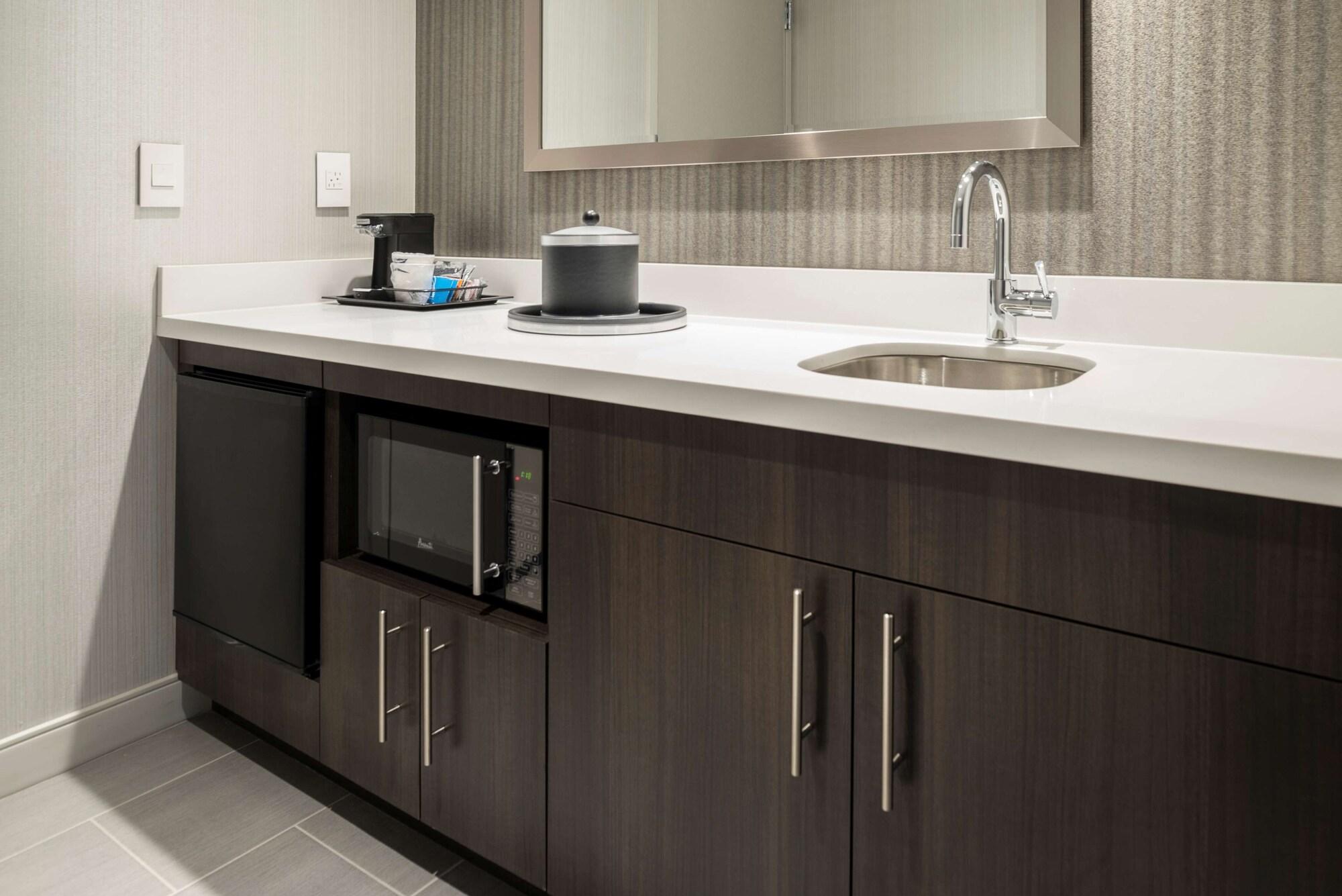 Hampton Inn & Suites Bridgewater, Nj Екстериор снимка