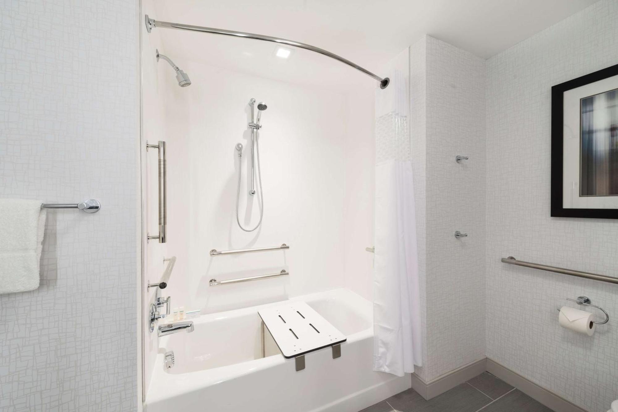 Hampton Inn & Suites Bridgewater, Nj Екстериор снимка