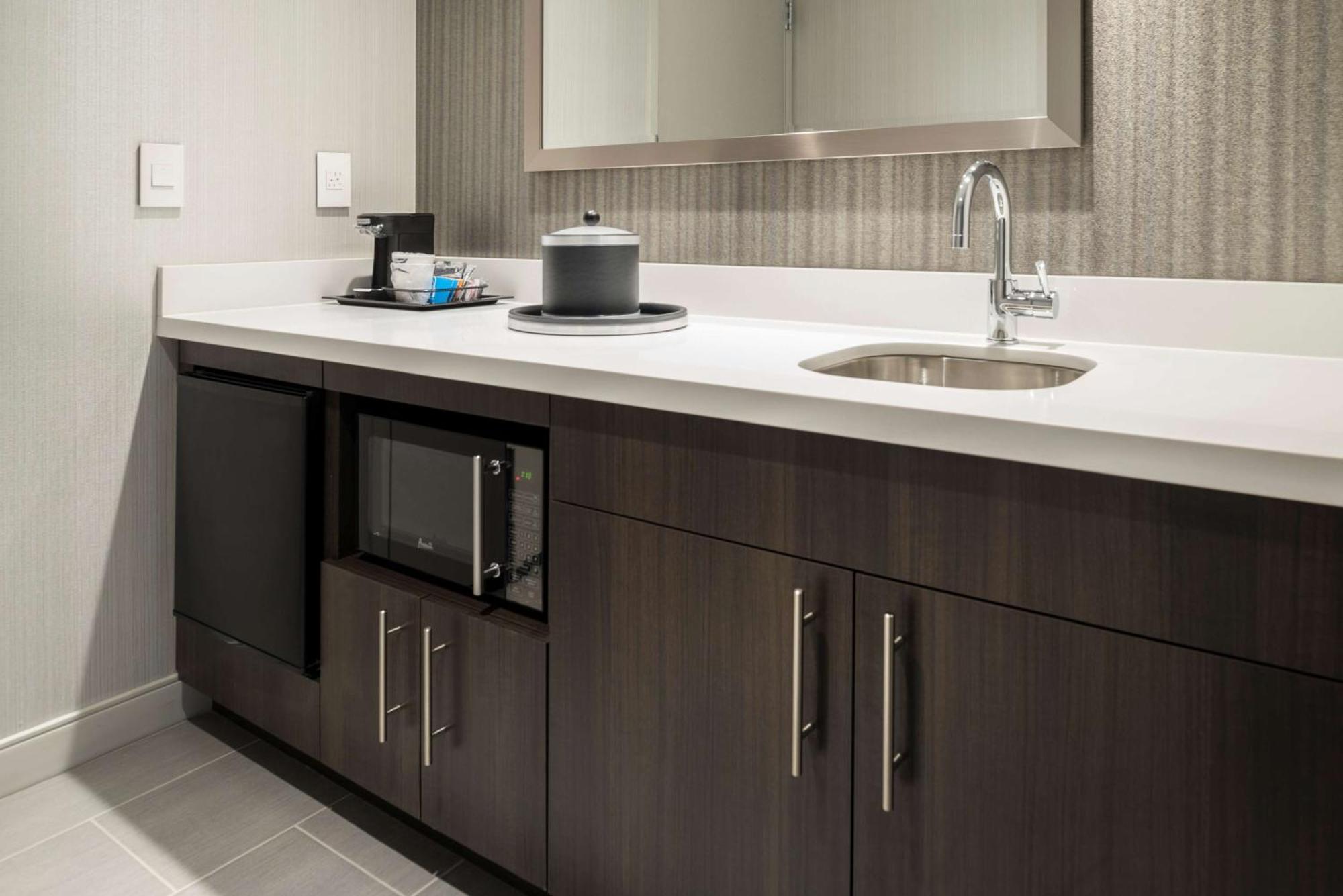 Hampton Inn & Suites Bridgewater, Nj Екстериор снимка