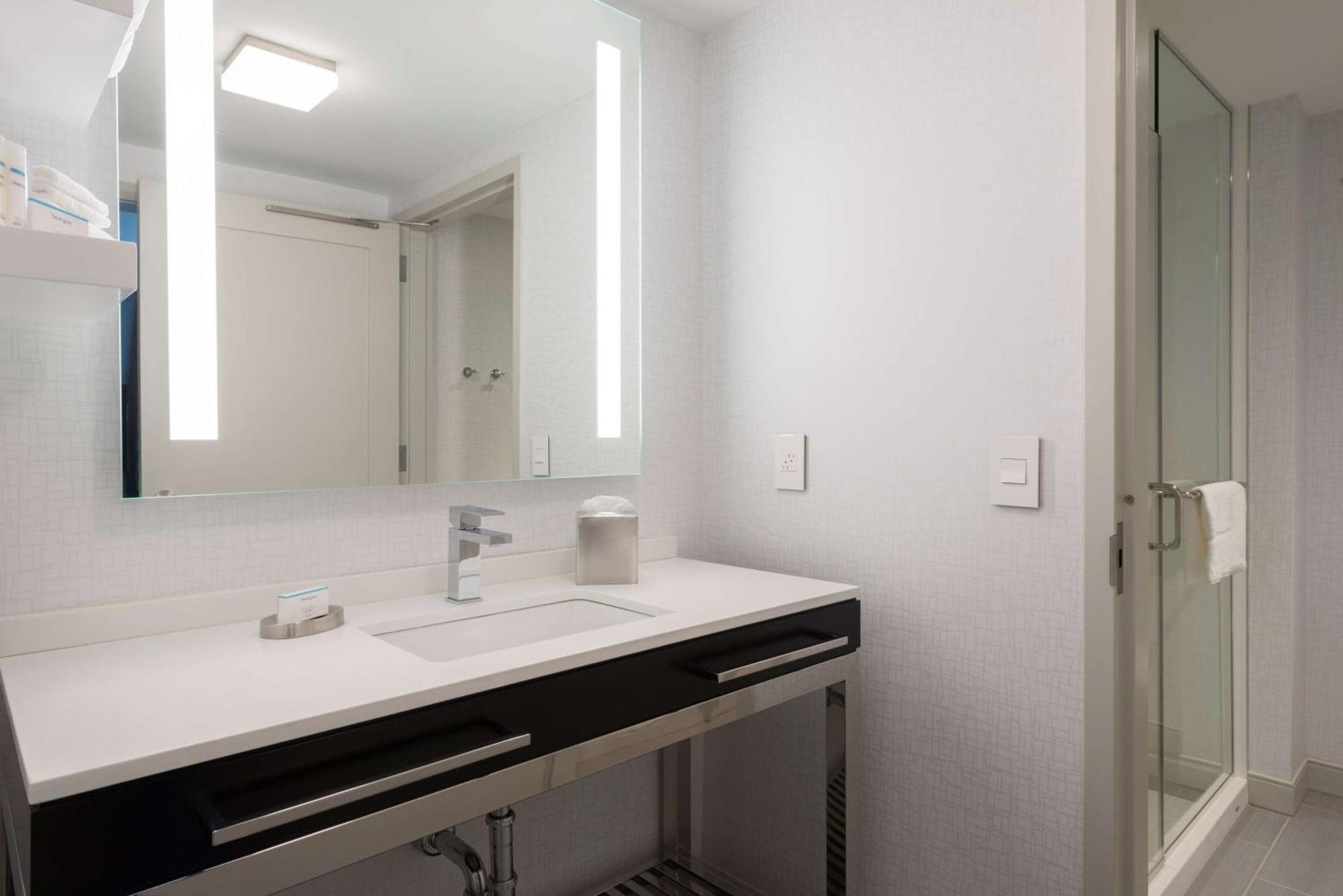 Hampton Inn & Suites Bridgewater, Nj Екстериор снимка